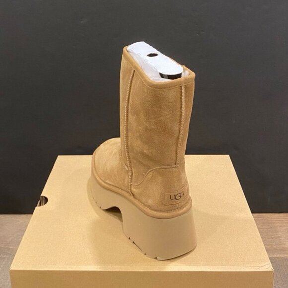 UGG Women's Chestnut Classic Short New Heights Boot Bootie Shoes New - Picture 3 of 4